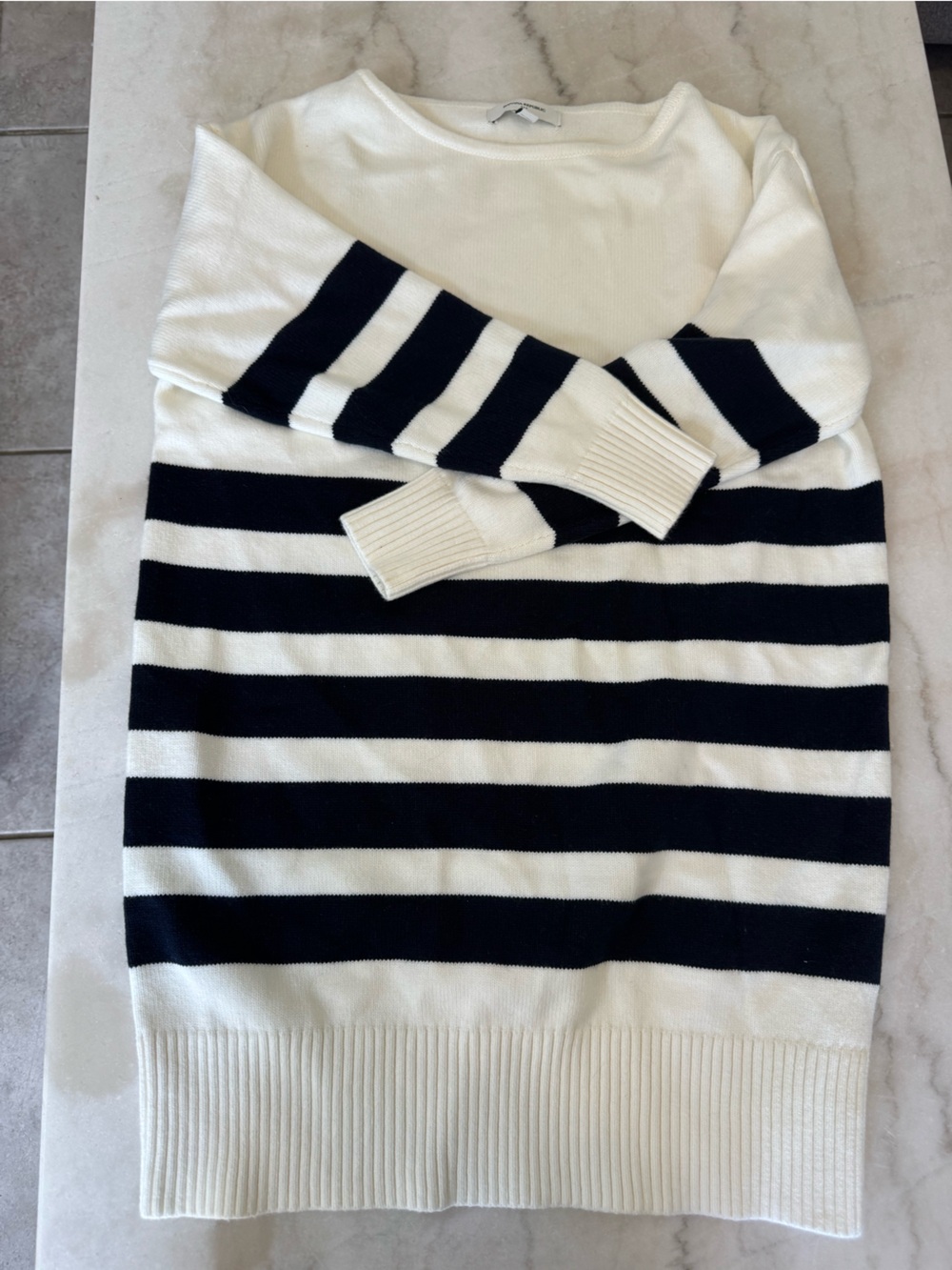 Banana Republic White Knit Top